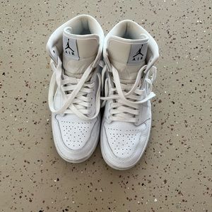 Nike Air Jordan High Top